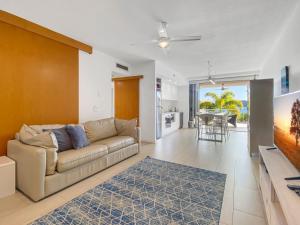 1 Bright Point Apartment 2204