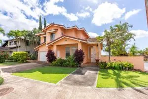 # Marbella Lane Posh 4BR with Spectacular Views - Ewa Beach