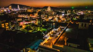 Casa Del M Patong Phuket - Newly Renovated