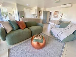 Nature Meets City on Mint