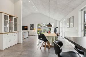 New Holiday Home Close To The Beach