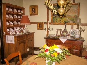 B&B / Chambres d'hotes La Cassinette : Chambre Double ou Lits Jumeaux - Vue sur Jardin