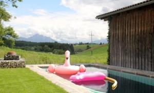 Ferienwohnung Nr 2, neben einem Bauernhof, Roßhaupten, Allgäu