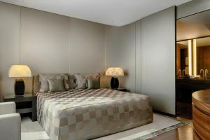 Armani Premiere Room room in Armani Hotel Dubai