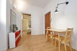 Caprareccia In Monti by Halldis