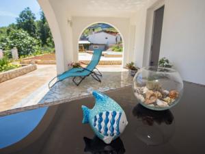 Charming Brsec Apartment with Shared Pool 