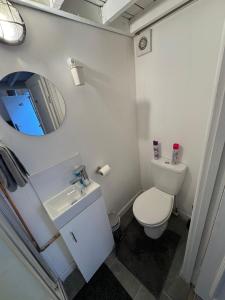 Sleep4 - Close To Purley Station & Local Shops