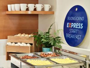 Holiday Inn Express Milan-Malpensa Airport by IHG