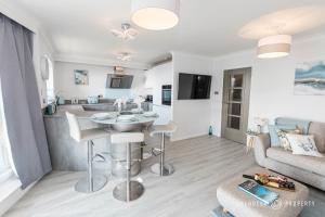 Seaview Retreat by Grandeur Property