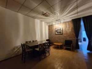 Tamu Studio - Kampong Nibong