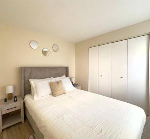 Sleek 1BR Getaway Ideal Spot Near OHare