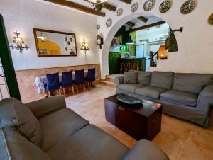 Casa dentro del castillo de Tossa de Mar