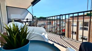 Apartamento completo con terraza y parking