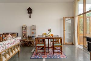 SaffronStays Villa Bougain - 2BR hill-view villa with plunge pool, Veg BBQ, birdwatching & serene garden sit-outs