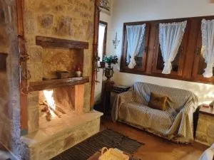 Elizabeth's house 1 - Dhesfína