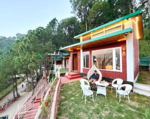 Kasauli Pine Hill Cottages I Kasauli
