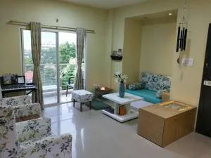 The Perfect Living Lavish Flat- for Families only - Shenit