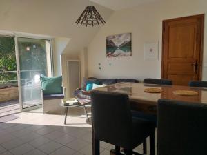 Appartements LES 3 COLLINES Gites, Panorama sur les Pyrenees : photos des chambres