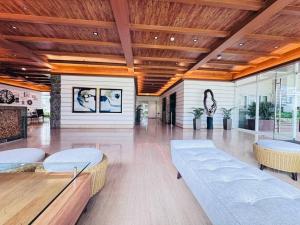 Relaxing Hideaway w Balcony Views at Cool Suites