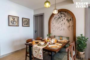 StayVista at Ember Home with Balcony, Meals Available