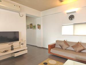 Chandralok Service Apartments