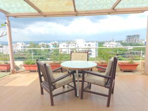 Chandralok Service Apartments