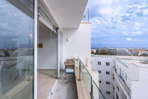 The Hillside apartment