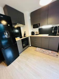 Cosy flat with garden, close to Paris and metro station