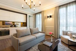 Hotels La Clef Tour Eiffel Paris by The Crest Collection : photos des chambres