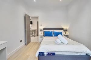 Last-Minute Escapes l Exclusive Offer l Flat 124 Delightful 2-bedroom apartment in Tufnell Park l Sleeps Up to 5 Guests l By Live London Short Lets & Serviced Accommodation l