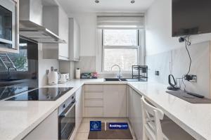 Last-Minute Escapes l Exclusive Offer l Flat 124 Delightful 2-bedroom apartment in Tufnell Park l Sleeps Up to 5 Guests l By Live London Short Lets & Serviced Accommodation l