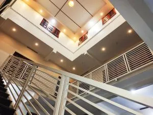 Nirappil Tourist Home - Vikramasingapuram