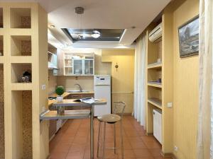 Апартаменты на Алчевских 5