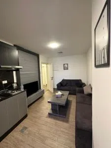 central apartment for rent 18 - Umm Uthainah