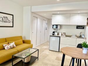 Studio Port Of Marbella Center - EaW Homes