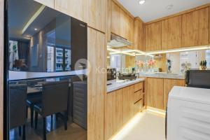 Laeta by Kozystay - Paskal