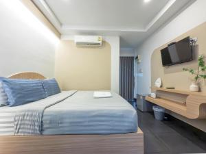 The Seathru Koh Larn