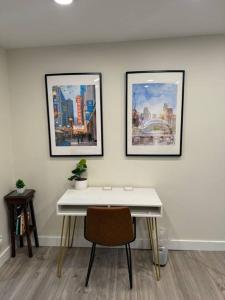 Cozy Corner Charming 1BR with WiFi