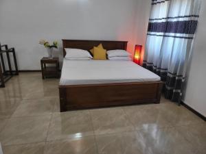 Charles Villa Rawathawatta