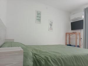 Nuez de la Isla "Paquita Apart" SHOPPING a 5 cuadras! Monoambientes