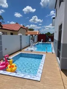 803 Villa AFamosa Villa - Kampong Dalong