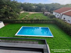 Modern App Ana with Jacuzzi and Balcony