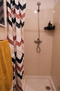 Appartements Lit King Size Tres Cosy Hyper Centre de Foix Calme : photos des chambres