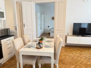 Stilvolles zentrales Apartment im schönsten Bezirk Wiens - parking upon request