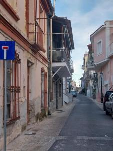 Ntolos House Old Town