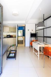 AIOLOS glyfada centre apartment 3
