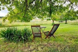 Appartements Studio du domaine equestre B & G : photos des chambres