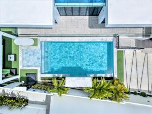 Modern Zen Oasis Villa Style - Pool, Rooftop Views & Playground - All-Inclusive - 4BR-3BA
