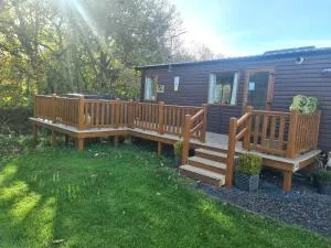Fern Lodge Holiday Lets presents Kelly's Lodge - West Thirston