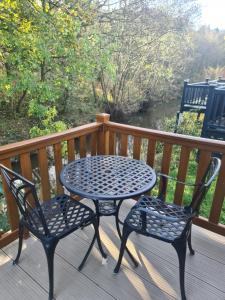 Fern Lodge Holiday Lets presents Kellys Lodge